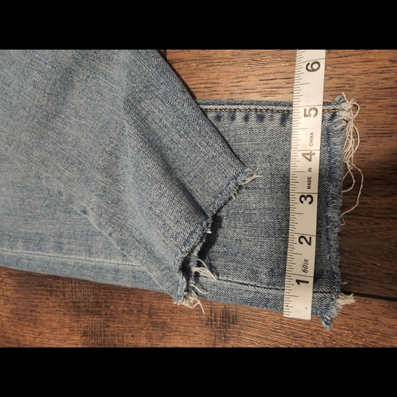 Levi's Wedgie Jeans - Picture 15 of 15